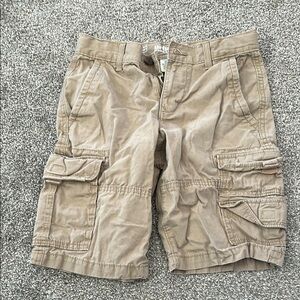 Cargo Shorts in Tan